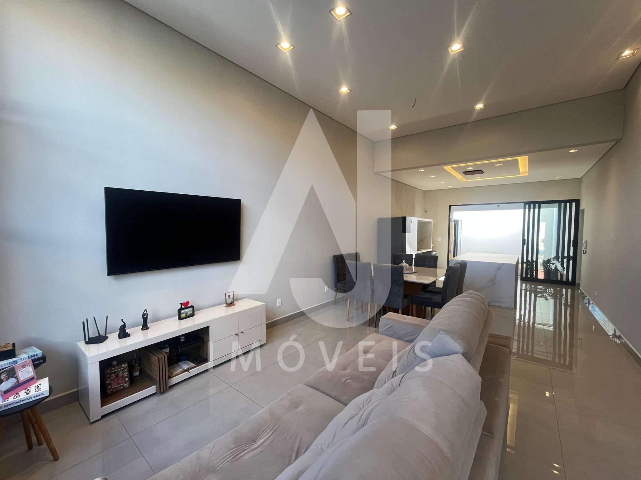 347. Casa no Tropical (1)